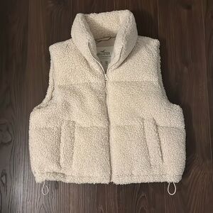 Sherpa vest, size small